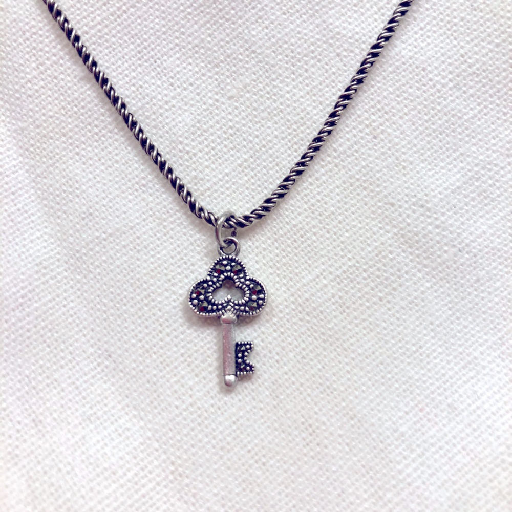 Starling silver black rhodium-plated necklace